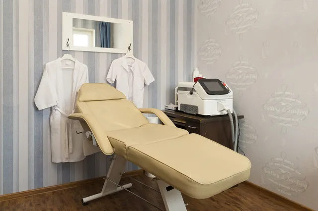 cosmetic chair, cosmetic, chair, cosmetics, salon, smock, smocks, room, day, appliance, equipment, medical, brown medical, brown room, cosmetic, cosmetic, cosmetics, cosmetics, cosmetics, salon, salon, salon, salon, salon. Beauty expert analysis examples: what makes a timeline checkable