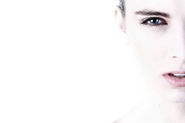 face, woman, portrait, girl, profile, head, skin, female, lady, half face, model, female model, female portrait, isolated, studio photography, face, face, face, face, face, skin, skin, skin, skin, female, lady, model. Why a beauty expert analysis of two photographs cannot establish a cosmetic timeline