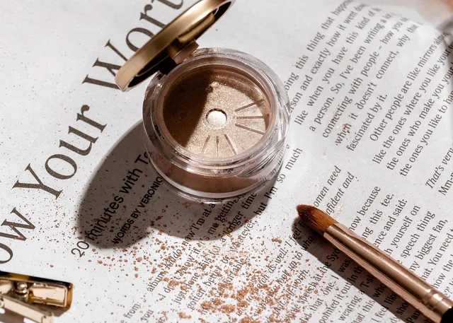 eyeliner, makeup, beauty, make-up, cosmetics, brush, makeup brush, glitter, gold, gold powder, fashion, makeup, makeup, makeup, makeup, makeup, cosmetics, cosmetics, cosmetics. Before and after timelines in 2027: provenance labels, AI-image rules and US advertising law