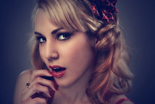 woman, portrait, model, face, makeup, hairstyle, blonde, vintage, retro, cosmetics, modeling, pose, posing, young woman, female model, blonde woman, woman, woman, model, model, model, model, makeup, makeup, makeup, makeup, makeup, blonde, retro, cosmetics, blonde woman. What separates the strong celebrity hair examples from the weak